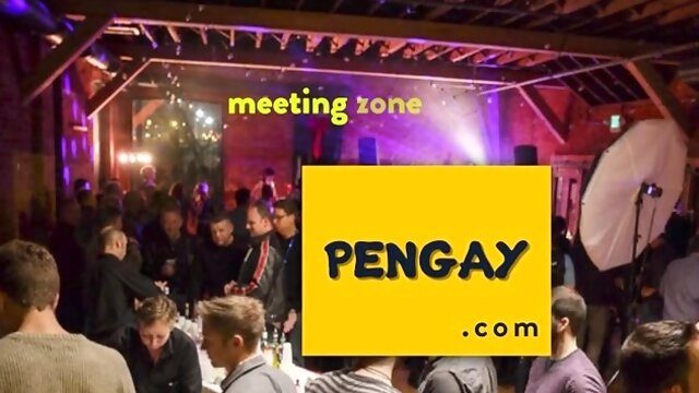 2 straight friends load on cam