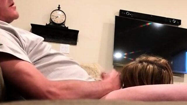 Tracy gives blow job