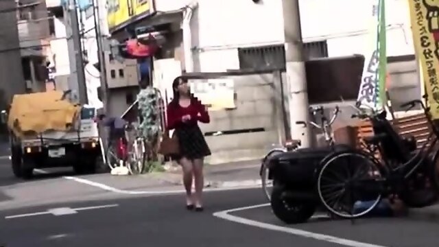 Scarlett ventura is an anal asian babe