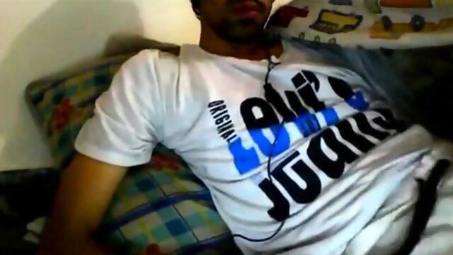 Junaid Pakistan boy cock