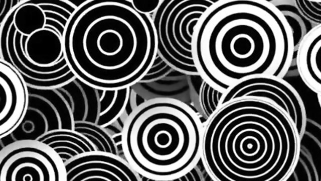 Hairy Mature masturbates in bath