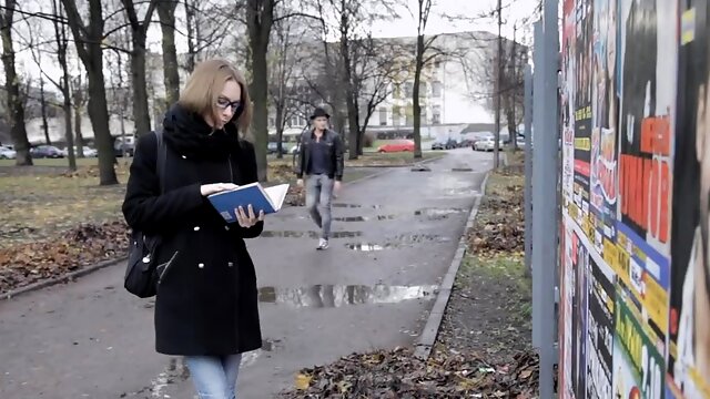 Voracious brunette minx Chelsy Sun gets pussy plowed