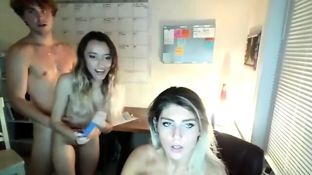 Two horny American sluts get fucked in standing position liv