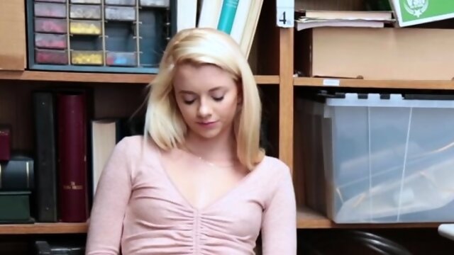 Undressing Hidden Cam, Riley Star