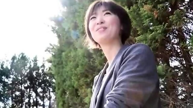 Horny asian mature milf giving blowjob and russian