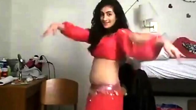 Pakistanaise, Danse