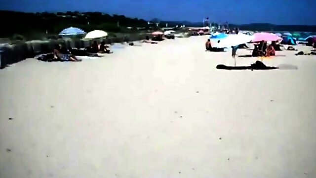 Hubby films wife masturbating on nudebeach