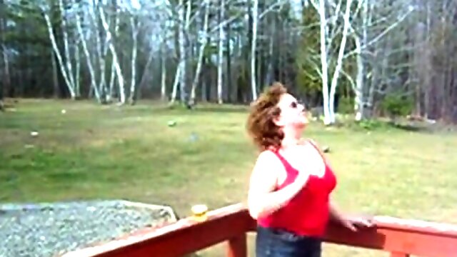 Wife kattee cums outdoors