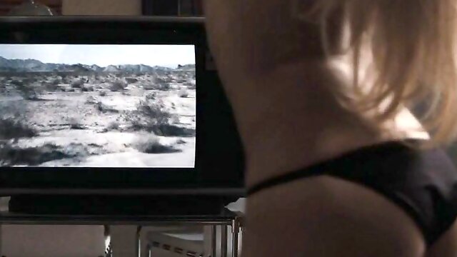 Amber Heard - The Informers