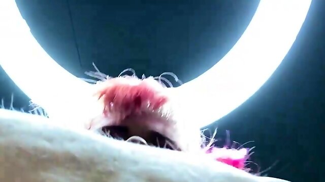 Amateur Hairy girl masturbation webcam close up