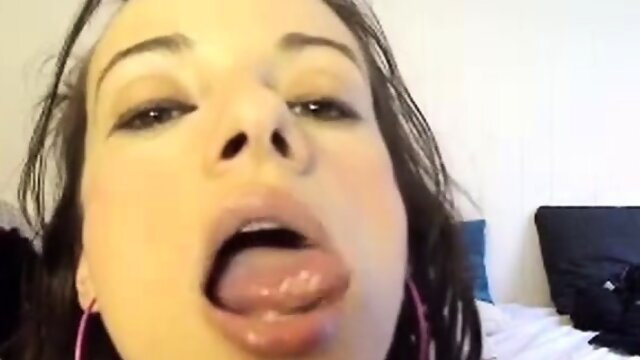 Tongue fetish