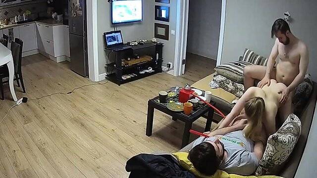 Amateur couple copulation on hidden cam