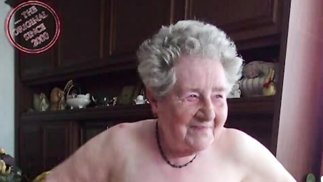 OMAGEIL Amateur Grannies Nude Photography Display