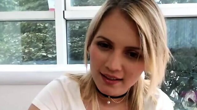 Cute american cam-whore