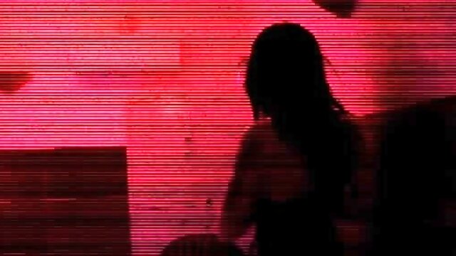 Brunette Foxxy Angels vag stretched wide