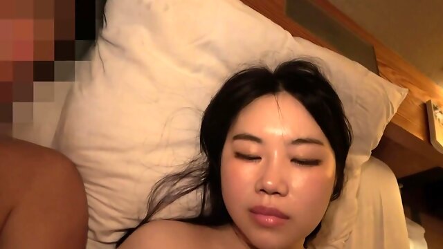 Amateur Japanese teen doll hardcore action