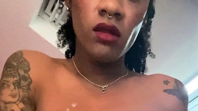 Two Black Tranny Fucking, Webcam