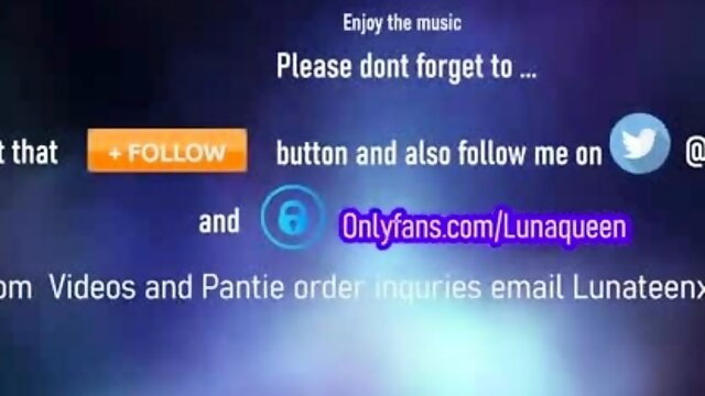 Amateur brunette ariana marie solo toying