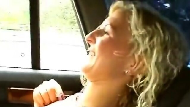 Amateur Mature Fuck In Car