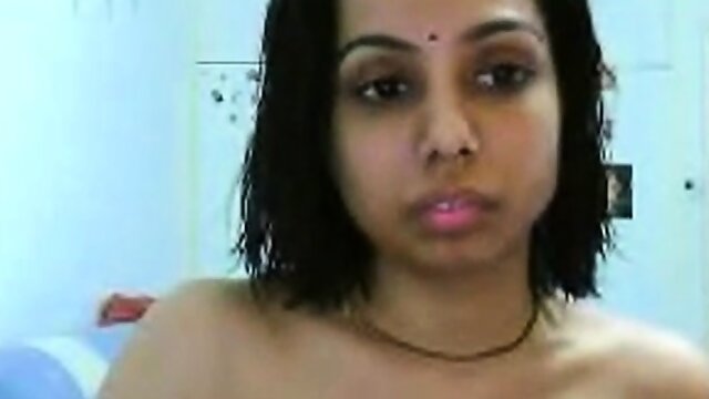 Sweet desi girl on cam