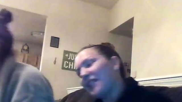 Webcam Lesbian Smoking Fetish