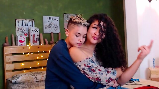 Teen Lesbia Ass Licking