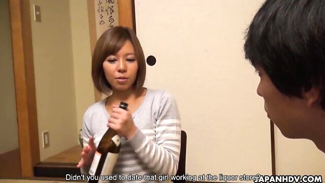 Japanese girl sex with attractive amateur from Japan HDV