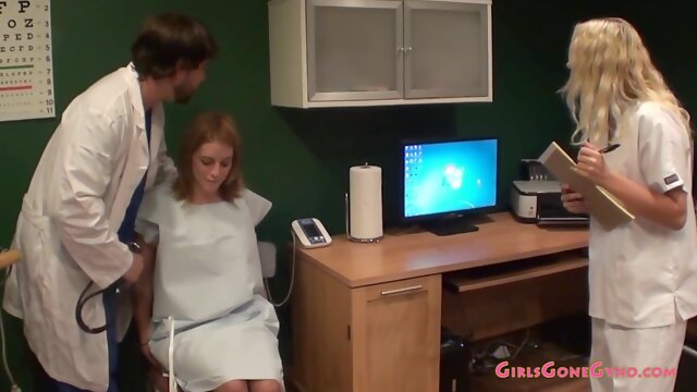 Doctor Tampa And Brianna Cole - Innocent Hottie Sensually Examined By During Gyno Exam 1/4