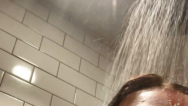 Shower with me!