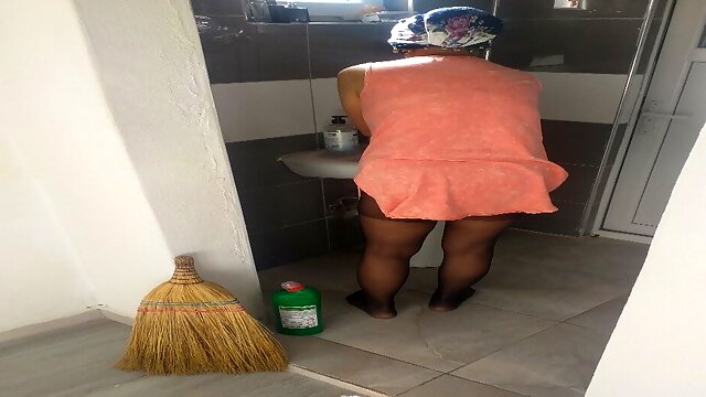 Voyeur House Mature, Cleaning Pantyhose, Dress
