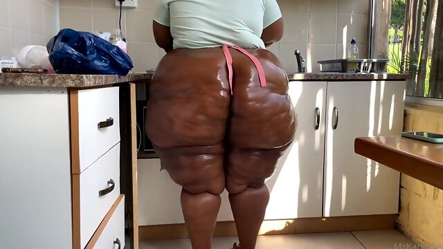 Kandi Pear Colossal Massive Ass In The Kitchen 1080p