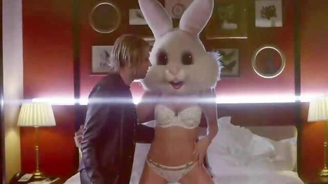 Party, Öffentlichkeit