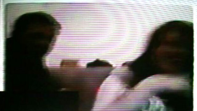 She asks me to spread my ass cheeks (+ sound )