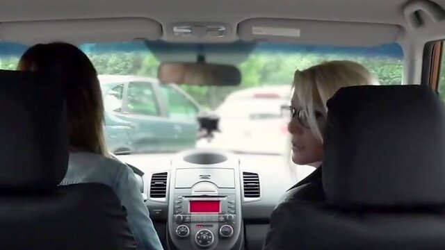 Euro les publicly pussylicking driving teacher