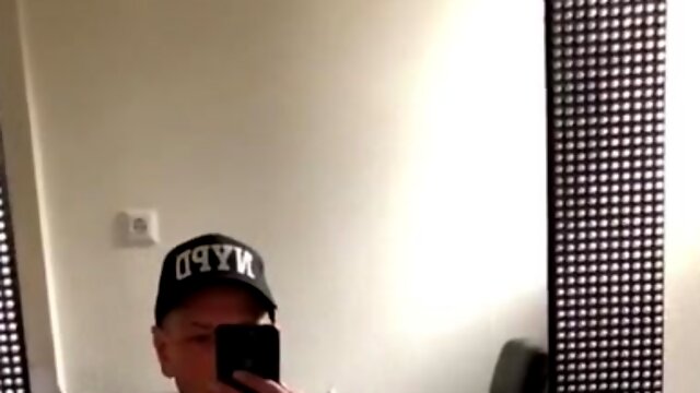 Gay Arraché