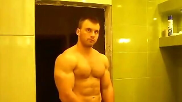 RUSSIAN BODYBUILDER STRIP AND CUM 9