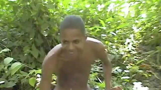 Super-Cute Lad splatters a scrotum