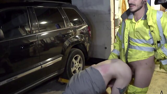 Breeding Backside and Hitting Fuckhole on Job Break