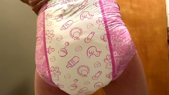Petite Accident in my Rosy Nappy