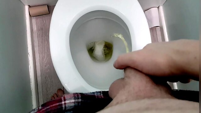 Do you like it when I Urinate? (Pee Compilation)