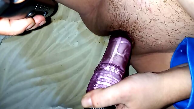 This Sexy Lady Is Enjoying Some Cumming For You