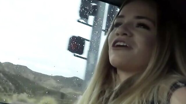 Plastic Scarlett Falls orgasm porn