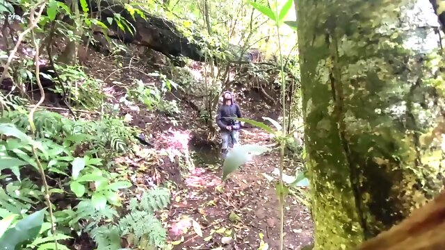 Hiking and jerking trio