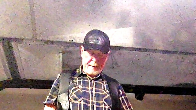 Workman taking a plug