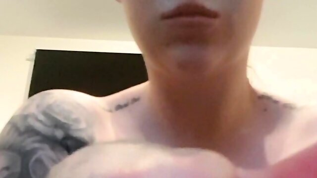 Boob Shaking Solo