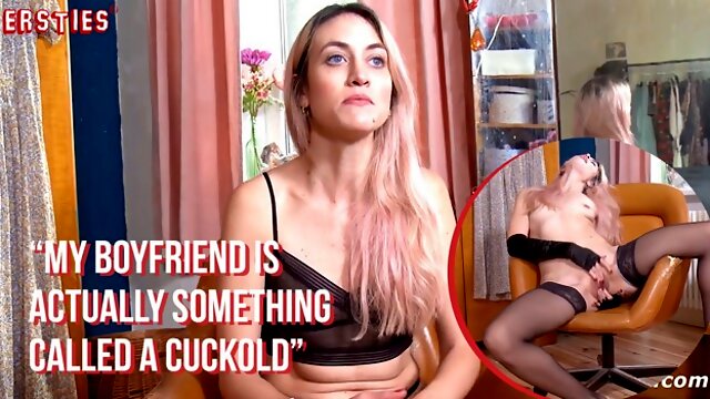 Girl masturbating video with rosy Rachel from Ersties