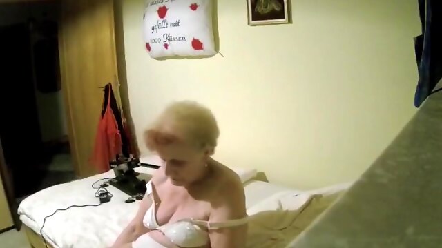 Granny In Bed, Granny Fuck Machine, Granny Cumming Solo