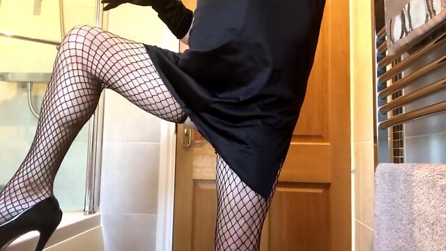 Ultra gams in fishnets (trio)