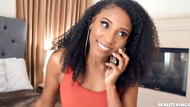 Appetizing ebony babe mind-blowing porn movie