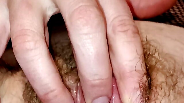 Mature Hairy Clit Fucked